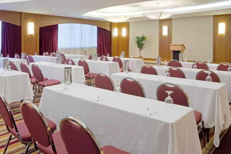 Four Points By Sheraton Boston Ньютон Екстер'єр фото