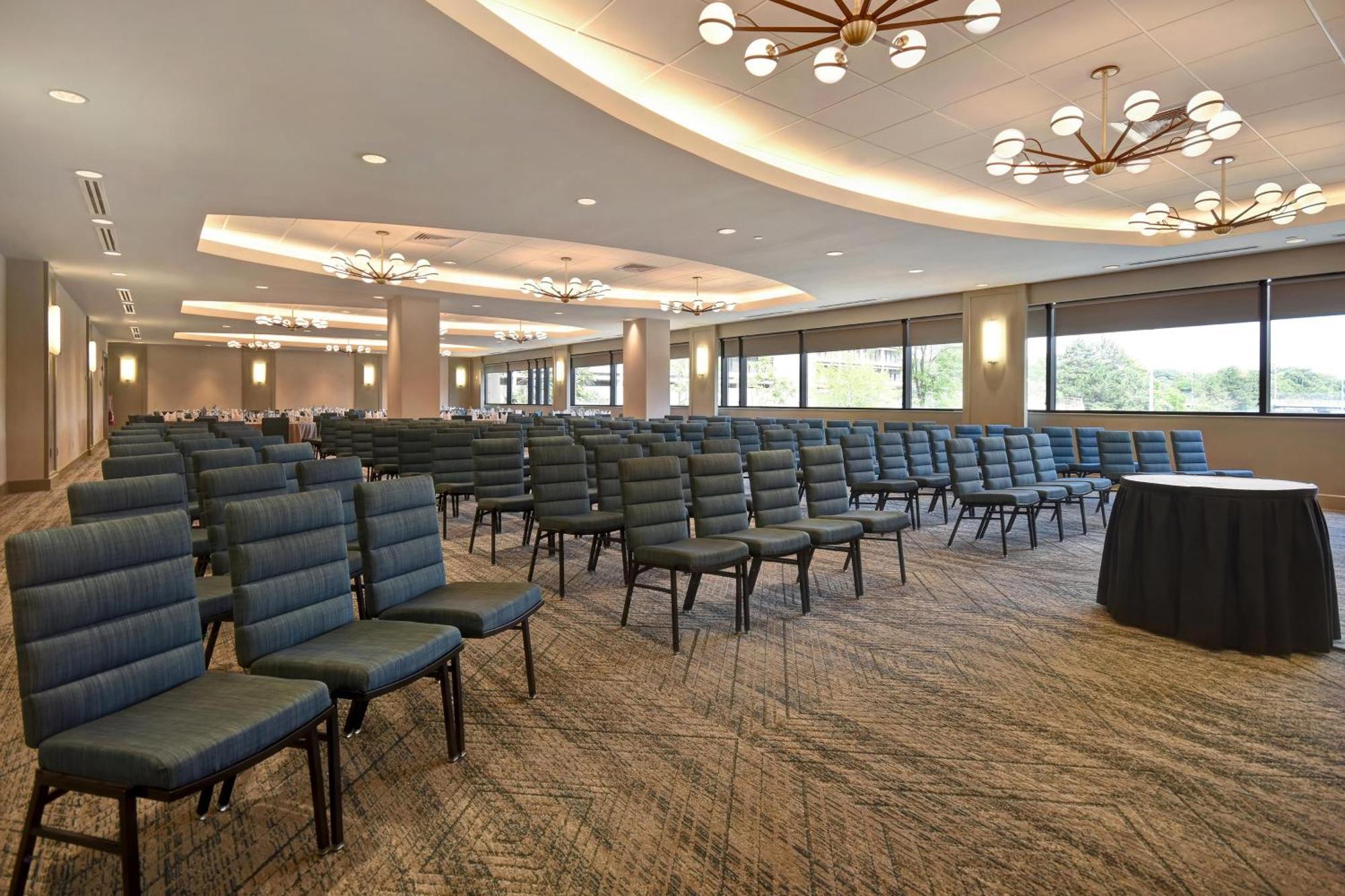 Four Points By Sheraton Boston Ньютон Екстер'єр фото