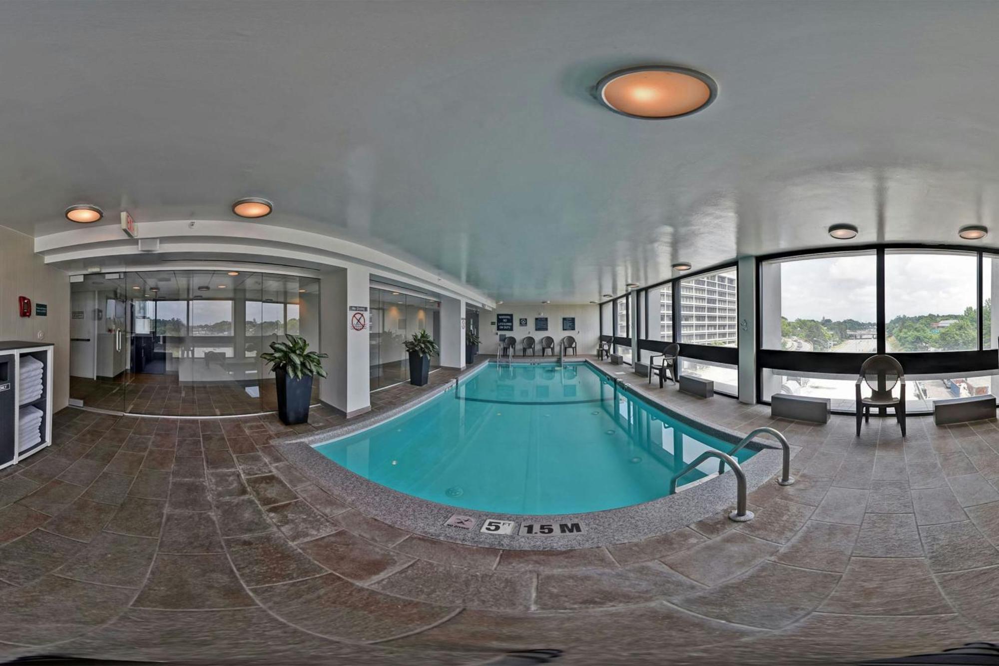 Four Points By Sheraton Boston Ньютон Екстер'єр фото