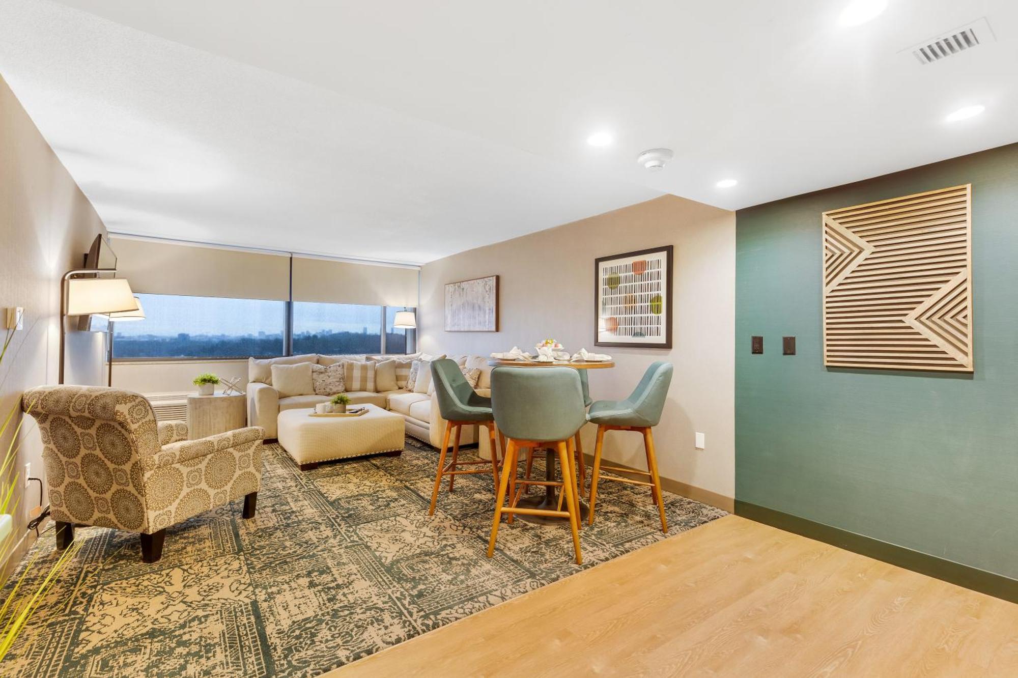 Four Points By Sheraton Boston Ньютон Екстер'єр фото