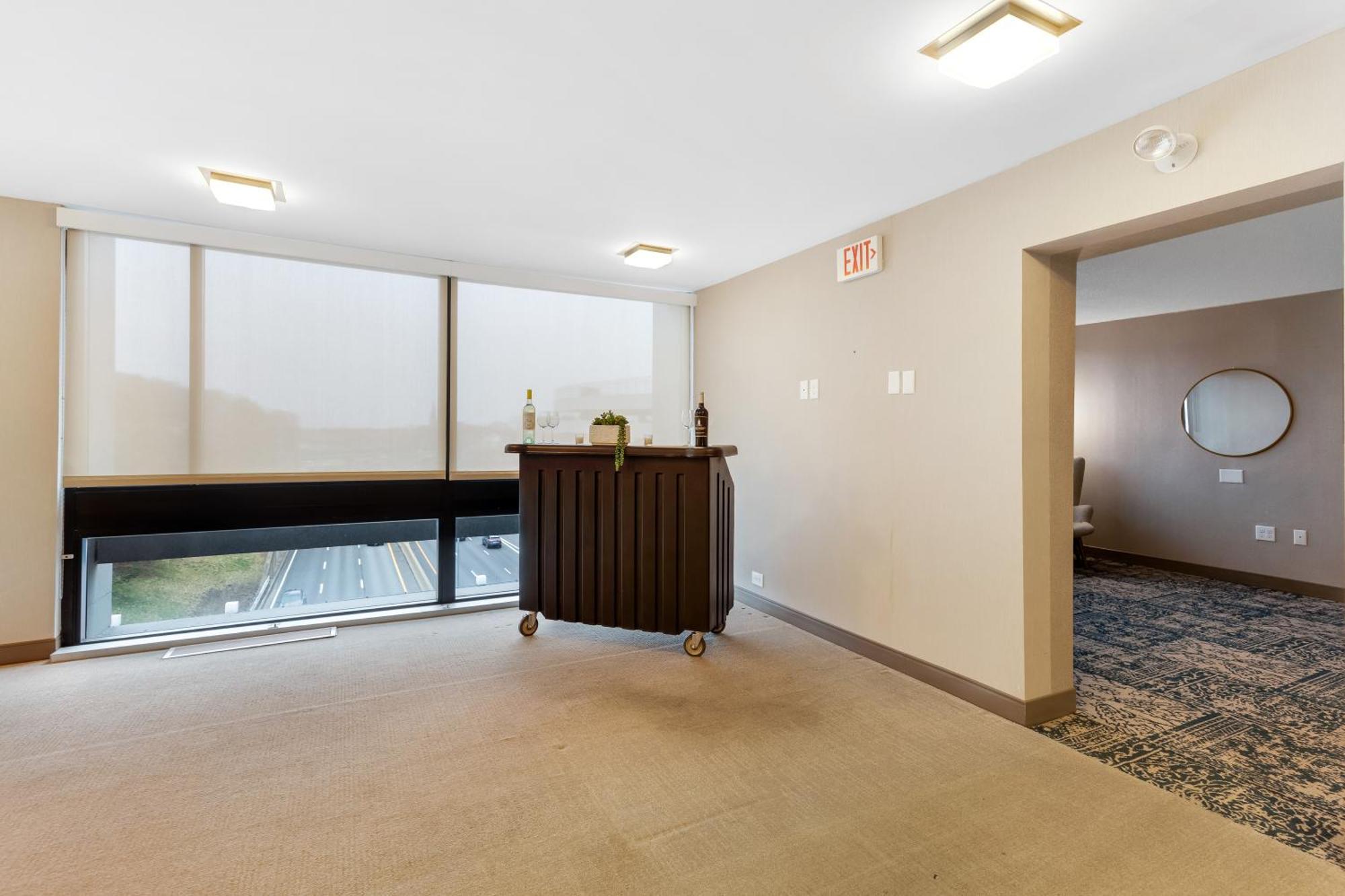 Four Points By Sheraton Boston Ньютон Екстер'єр фото