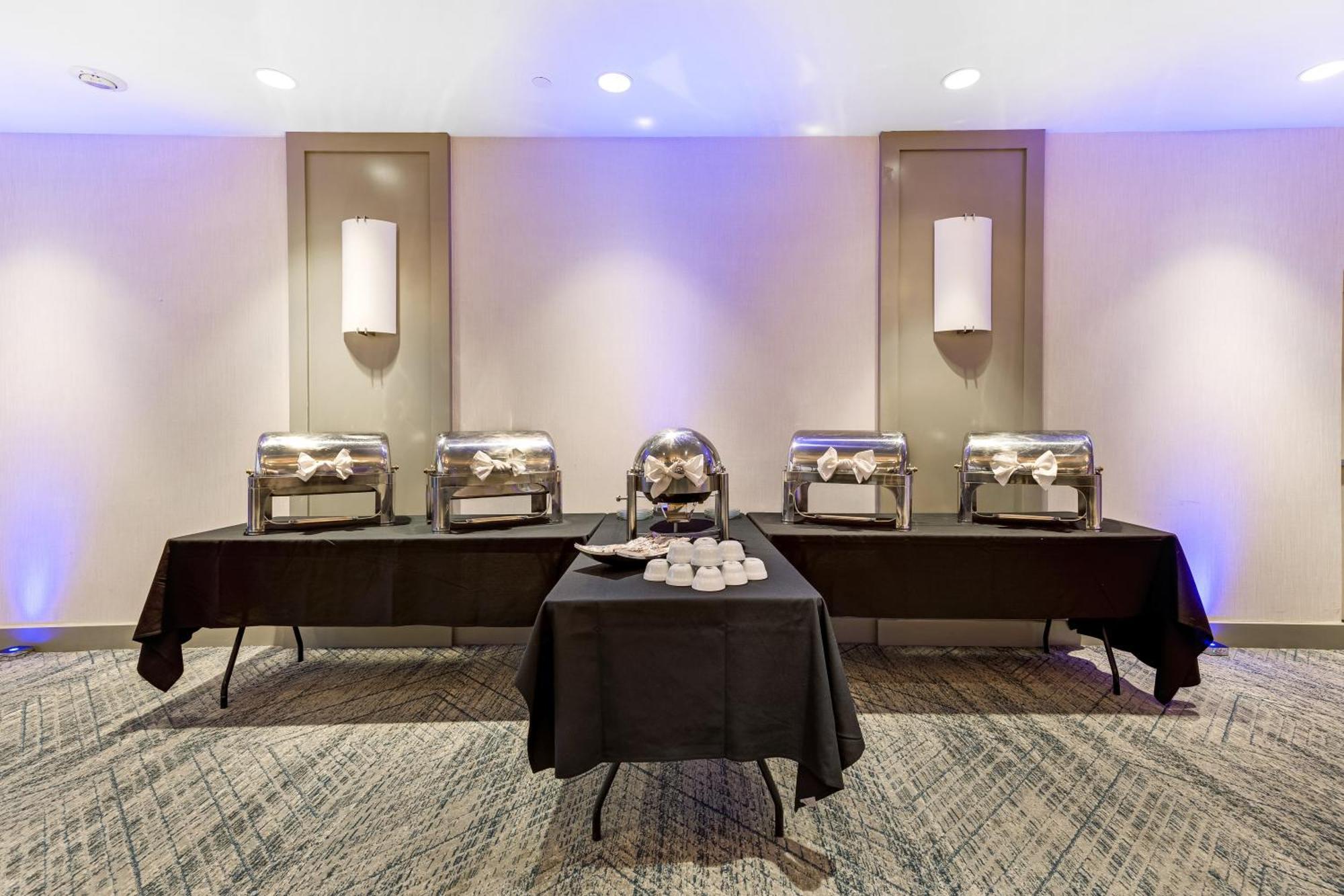 Four Points By Sheraton Boston Ньютон Екстер'єр фото